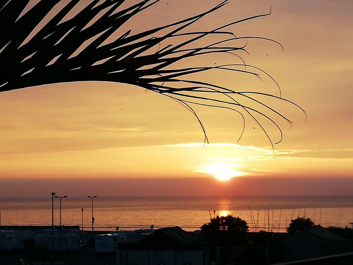Grand Loft De 60M2 Tres Lumineux Tres Belle Vue Sur Mer Erquy Exterior foto
